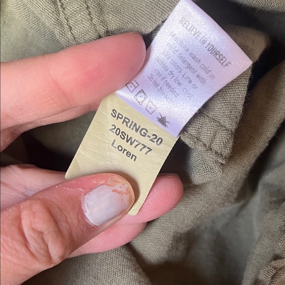 Olive Green Button-Up Shirt dress - Picture 4 of 4